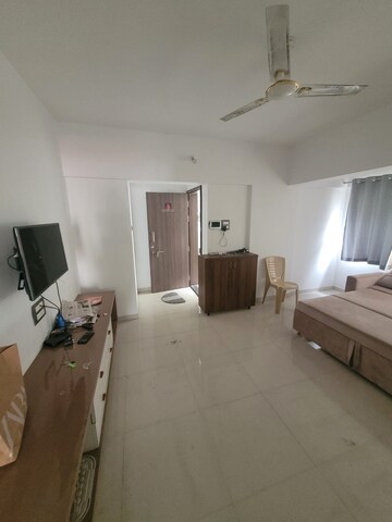 2 BHK Apartment For Sale in Navi Peth