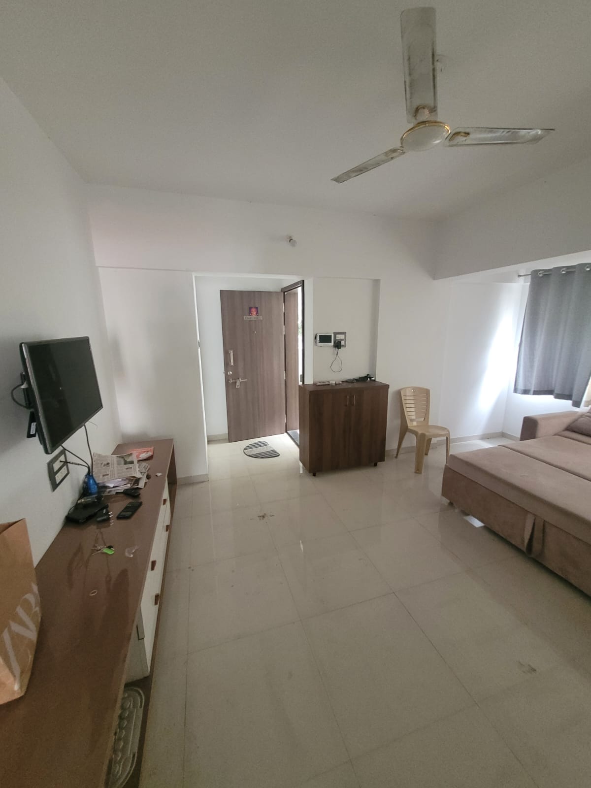 2 BHK Apartment For Sale in Sandbhor Building 