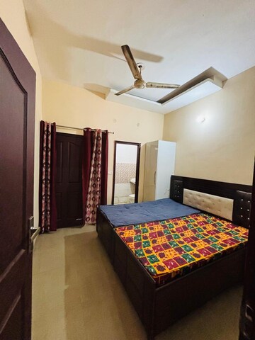 2 BHK Builder Floor For Rent in Sector 115