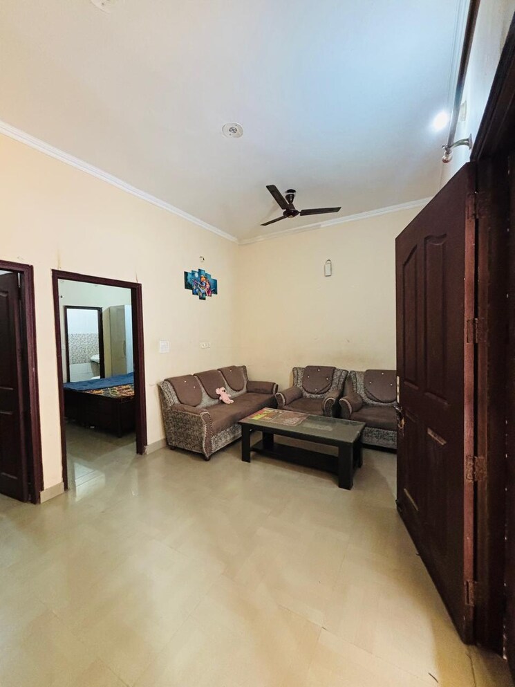 Living Room, sector 115 2 Bedroom 1000 Sq.Ft. Builder Floor In Sector 115 Mohali 8297856