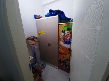 Furnished Amenities in 2 BHK Builder Floor at Sector 116 – for Sale