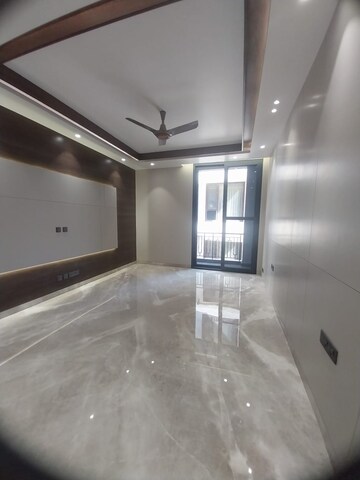 Room in 4 BHK Builder Floor at Greater Kailash ii – for Sale