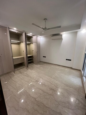 Room in 3 BHK Builder Floor at Greater Kailash ii – for Sale