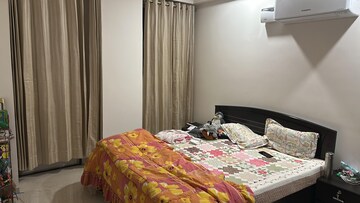 Bedroom in 3 BHK Builder Floor at Dev Nagar – for Rent