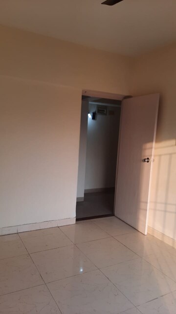 Room in 3 BHK Apartment at Wanowrie – for Sale
