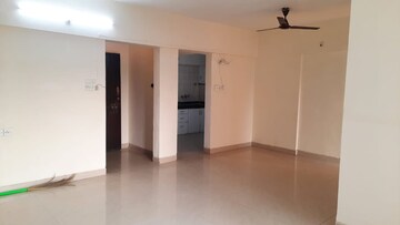 Room in 3 BHK Apartment at Wanowrie – for Sale
