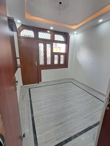 2 BHK Builder Floor For Rent in Niti Khand