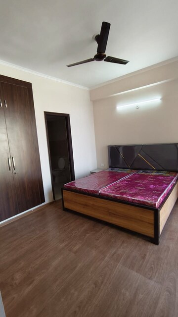 Bedroom in 2 BHK Apartment at Supertech Cape Town, Sector 74 – for Rent