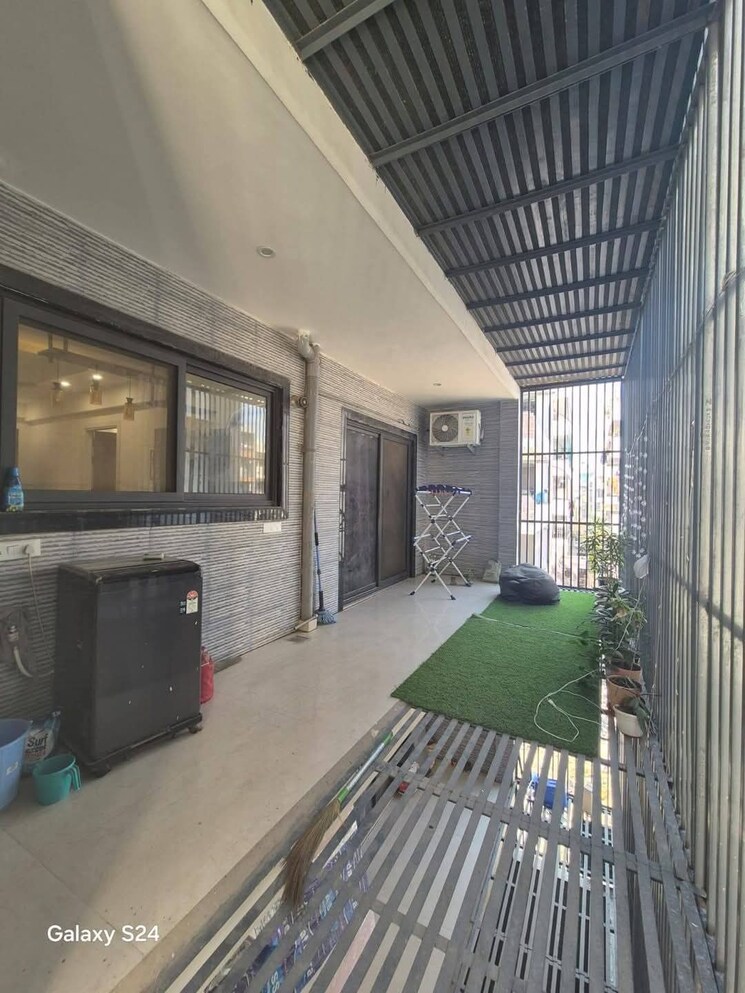  Parking, sterling-heights-vasai-east 1 Bedroom 390 Sq.Ft. Apartment In Vasai East Palghar 8298139