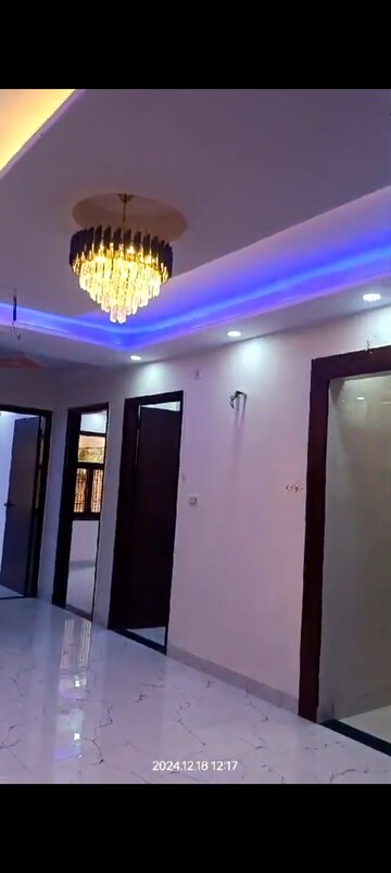 Building Lobby in 4 BHK Builder Floor at Sant Nagar – for Rent