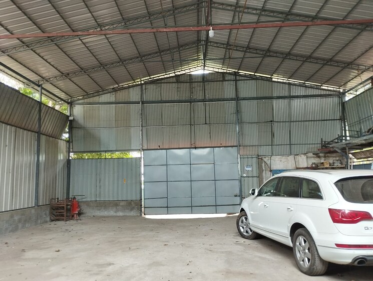  Parking, edapally Commercial Warehouse 3200 Sq.Ft. In Edapally Kochi 8298244