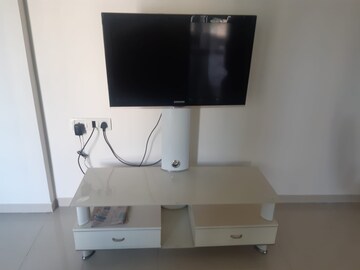  2 BHK Apartment at Makarba – for Rent