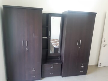 Room in 2 BHK Apartment at Makarba – for Rent