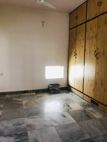 Bedroom in 2 BHK Apartment at Alka Manisha CHS, Kandarpada – for Rent