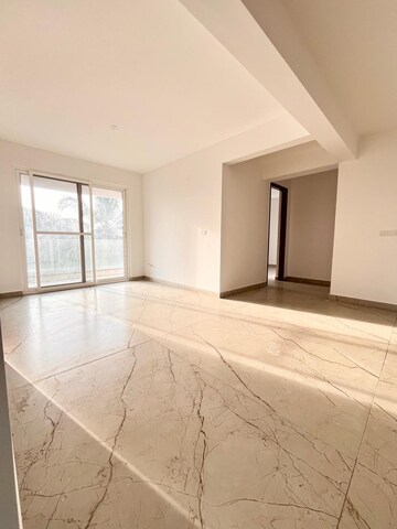Room in 3 BHK Apartment at Indiranagar – for Sale