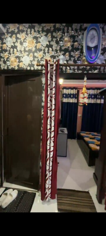 Bedroom in 1 BHK Builder Floor at Mahavir Enclave 1 – for Sale
