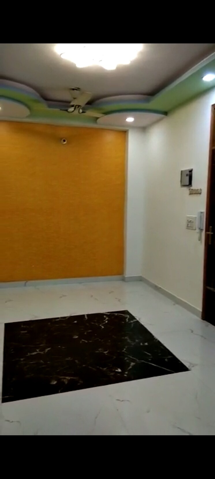 Room, mahavir enclave 1 3 Bedroom 900 Sq.Ft. Builder Floor In Mahavir Enclave 1 Delhi 8298586