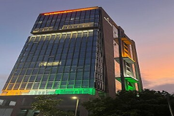 Office Space For Rent in Navrangpura