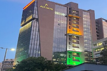  Office Space – Exterior View View at Navrangpura - for Rent