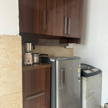 Furnished Amenities in 2 BHK Builder Floor at Lajpat Nagar ii – for Rent