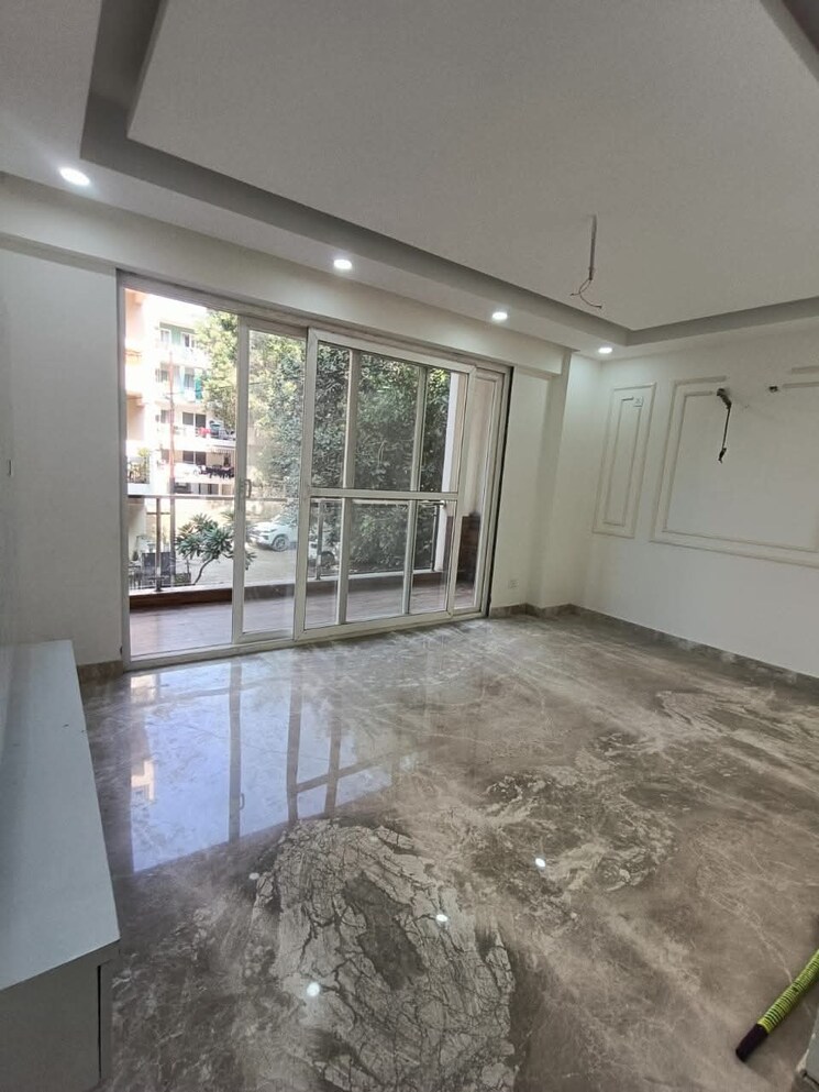 Room, sector 49 3 Bedroom 1452 Sq.Ft. Builder Floor In Sector 49 Faridabad 8298713