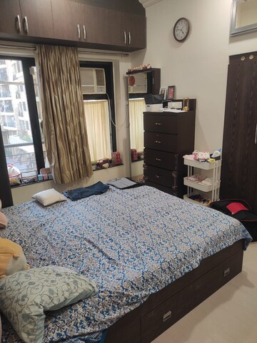 Bedroom in 2 BHK Apartment at K Raheja Heights, Malad East – for Rent