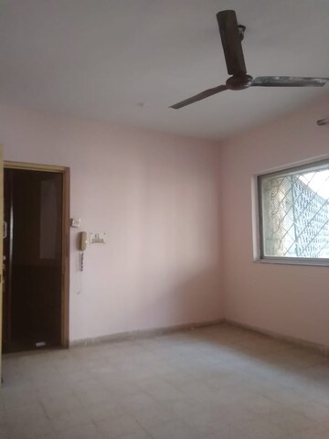 Room in 3 BHK Apartment at Rail Vihar CHS, Kharghar Sector 4 – for Rent