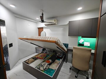Bedroom in 2 BHK Apartment at Satellite – for Rent