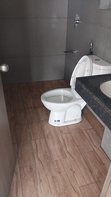 Bathroom in 2 BHK Apartment at Kalpataru Paramount, Kapur Bawdi – for Rent