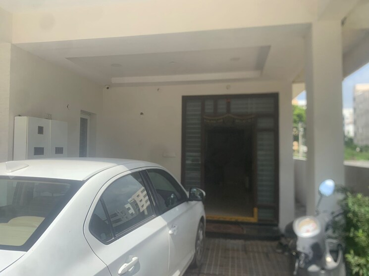  Parking, kondapur 4 Bedroom 200 Sq.Yd. Villa In Kondapur Hyderabad 8298817