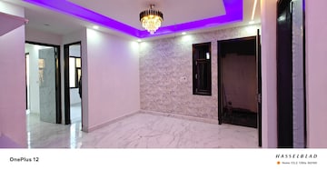 Room in 2.5 BHK Builder Floor at Smart World Gems, Sector 89 – for Sale