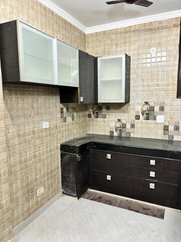 Kitchen in 2 BHK Builder Floor at Ardee City, Sector 52 – for Rent