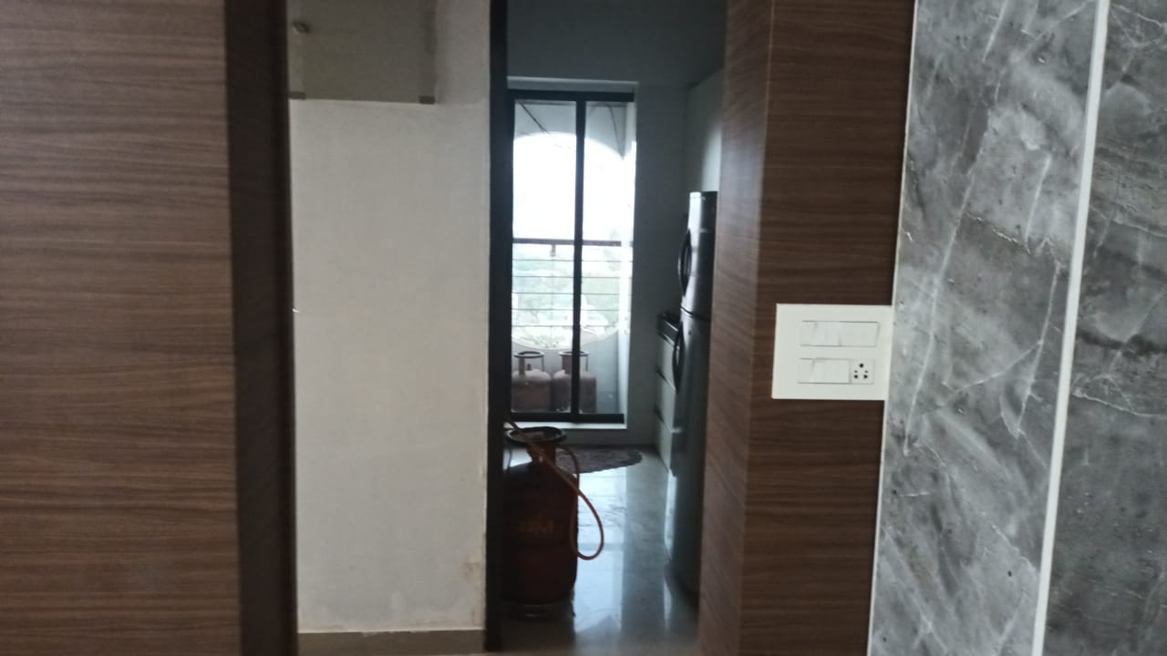 1 BHK + Pooja Room 375 Sq.Ft. Apartment in Kini Tower