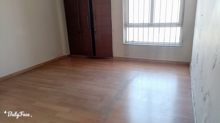 Room, sector 50 3 Bedroom 1981 Sq.Ft. Apartment In Sector 50 Gurgaon 8298988