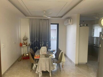 Living Room in 3 BHK Builder Floor at Sector 9 – for Rent