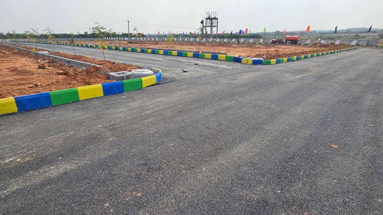 Plot For Sale in Yuva Park