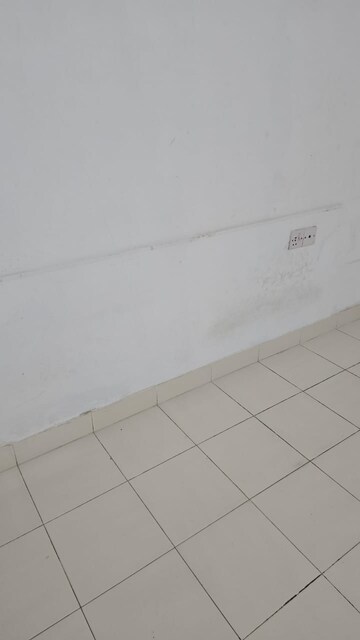Furnished Amenities in 2 BHK Apartment at Clover Heights, Wanowrie – for Sale