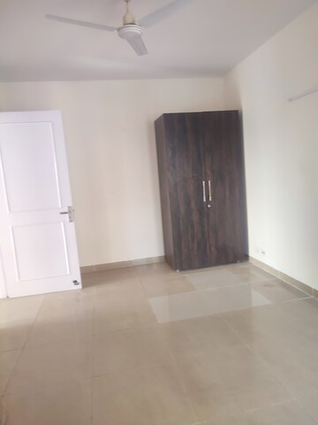 3 BHK Apartment For Rent in Eros Wembley Estate, Sector 50