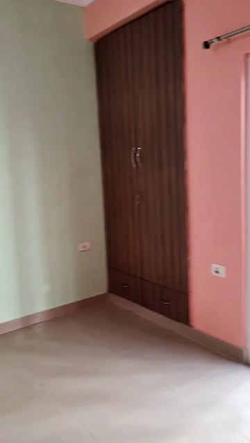 1 BHK Apartment For Rent in Antriksh Golf View Sector 78 Noida  8299310