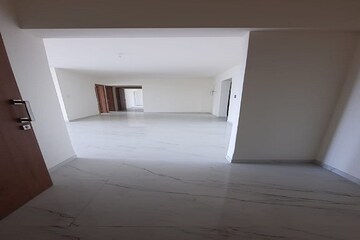Room in Studio Apartment at Apex Park Square, Sector 16b Greater Noida – for Sale