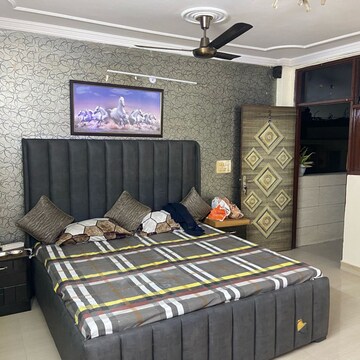 Bedroom in 2 BHK Independent House at Lajpat Nagar I – for Rent