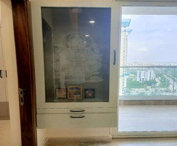 Furnished Amenities in 2.5 BHK Apartment at Aurobindo Kohinoor, Serilingampally – for Rent