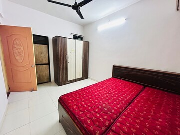 Bedroom in 2 BHK Apartment at Seawoods – for Rent