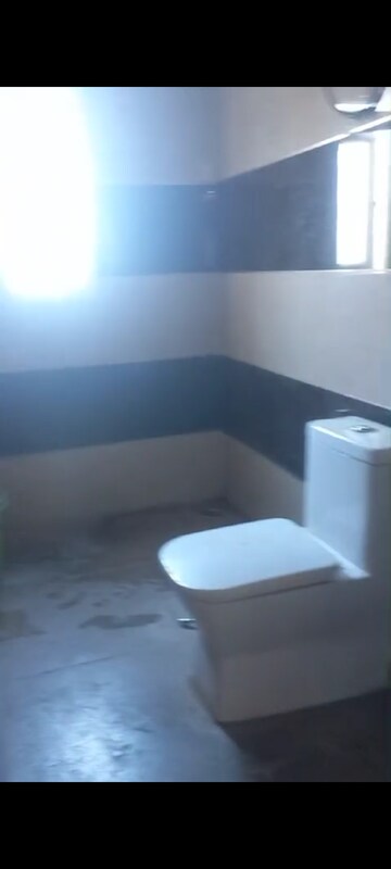 Furnished Amenities in 4 BHK Builder Floor at Uninav Bliss, Raj Nagar Extension – for Sale