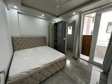 Room in 3 BHK Builder Floor at Vasant Kunj – for Rent