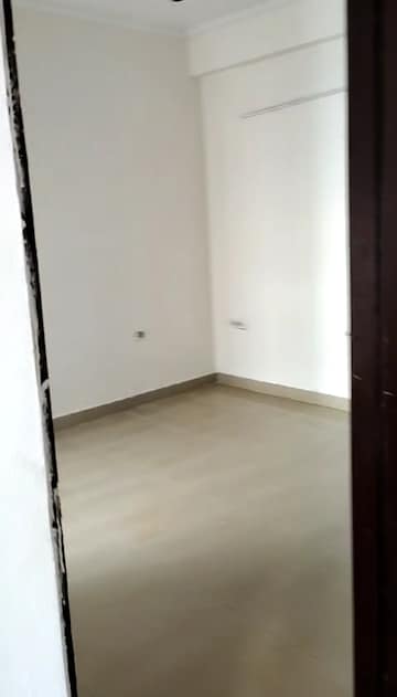 1 BHK Apartment For Rent in Antriksh Golf View Sector 78 Noida  8299490