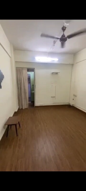 1 BHK Apartment For Rent in Dadar West
