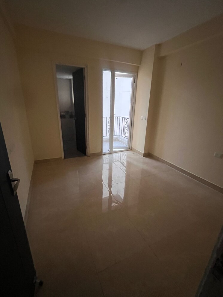 Room, mvn-the-athens 2 Bedroom 580 Sq.Ft. Apartment In Sohna Sector 5 Gurgaon 8299678