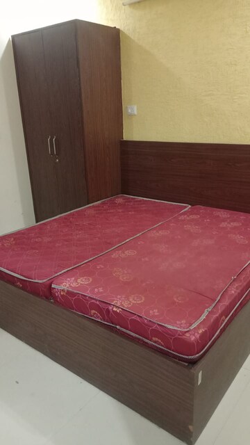 1 RK Apartment For Rent in Sector 40