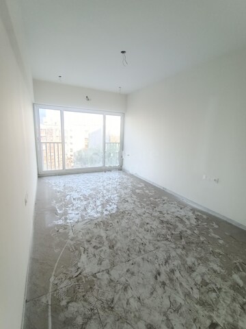 Room in 2 BHK Apartment at Sri Zynergy, Suman Nagar – for Rent